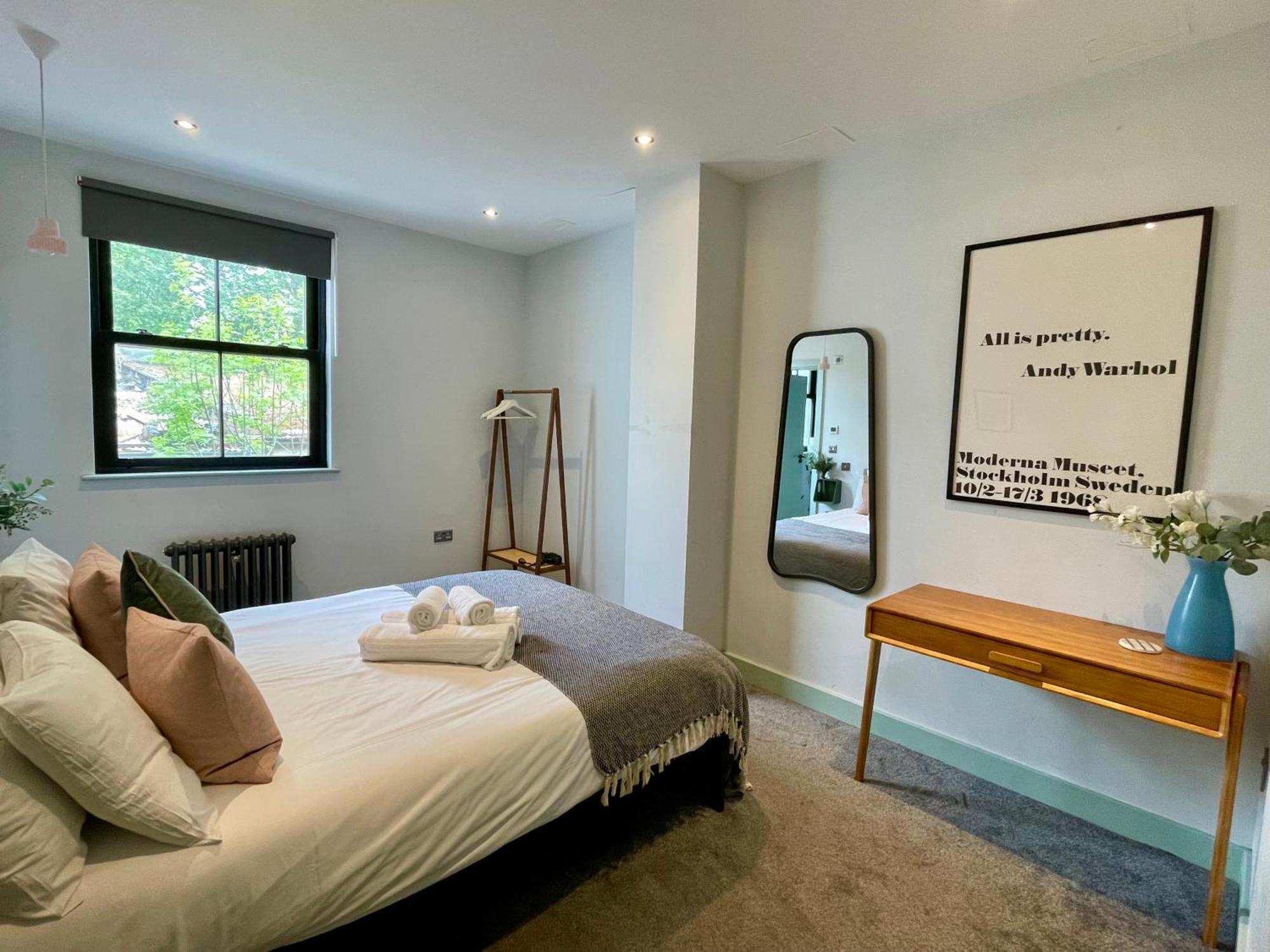 Cute 1-Bedroom Ground Apartment In Stoke Newington Londra Exterior foto