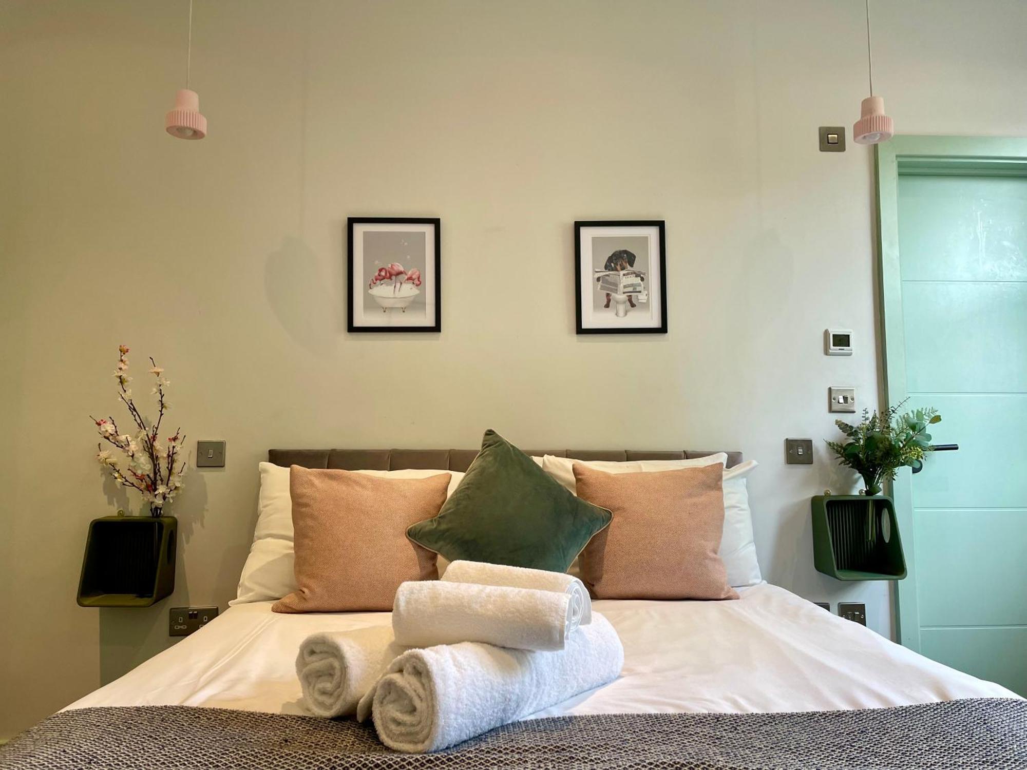 Cute 1-Bedroom Ground Apartment In Stoke Newington Londra Exterior foto